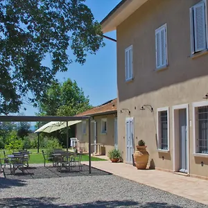 Poderedodici Bauernhof